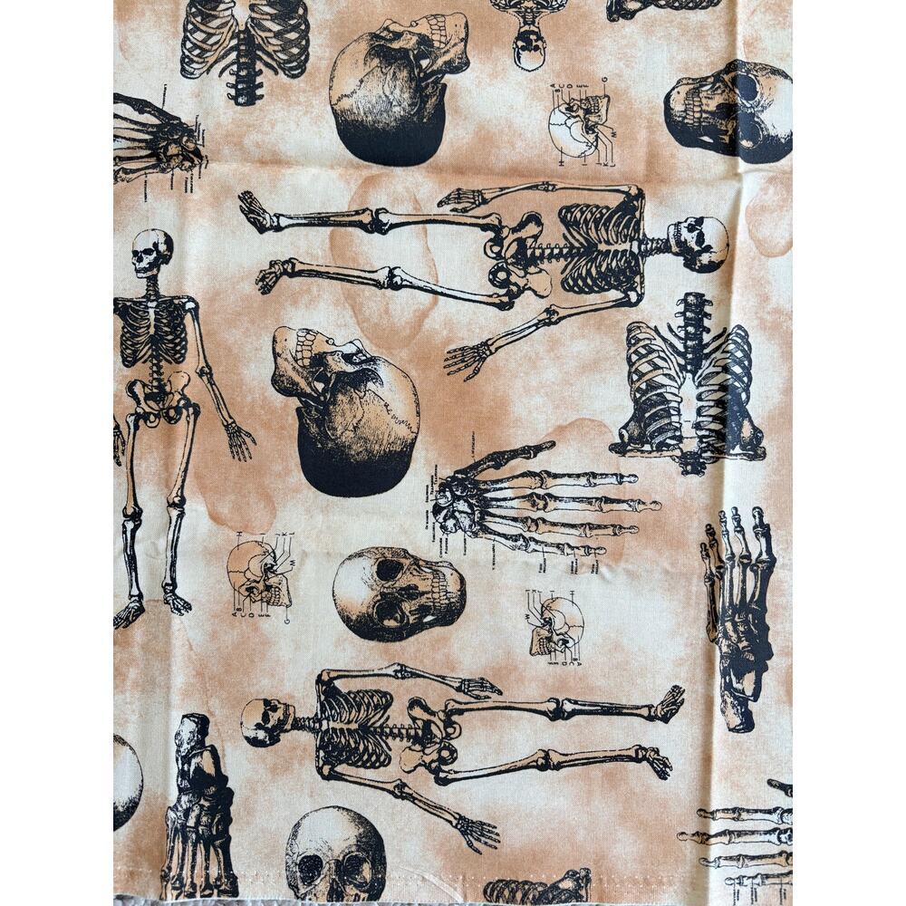 Timeless Treasures Clever Skeleton Fabric 5/8 Yd Remnant Gothic Anatomy Cotton - Picture 3 of 5
